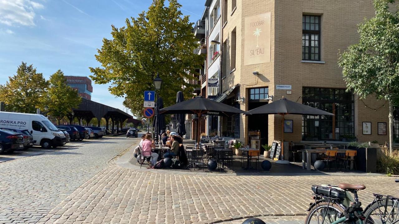 Oneluxstay Antwerp City Centre Exterior photo